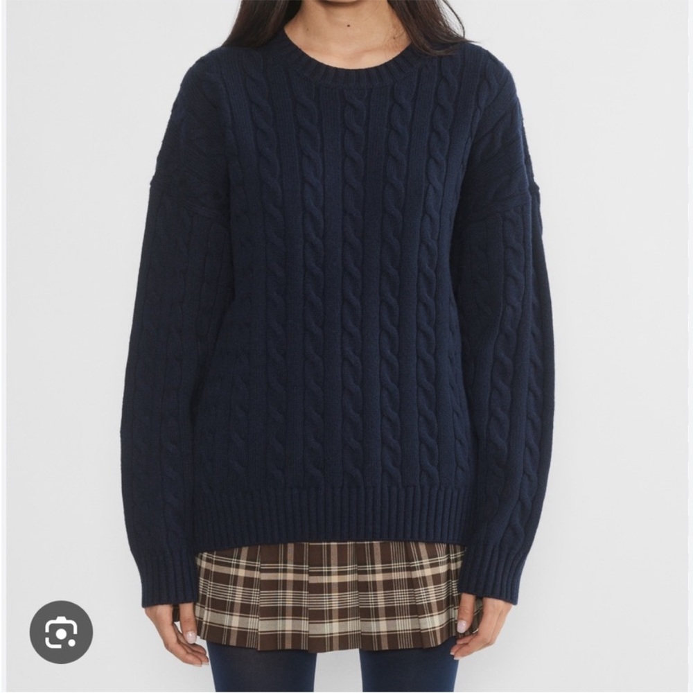 Aritzia Sunday Best Peggy Sweater (Navy)